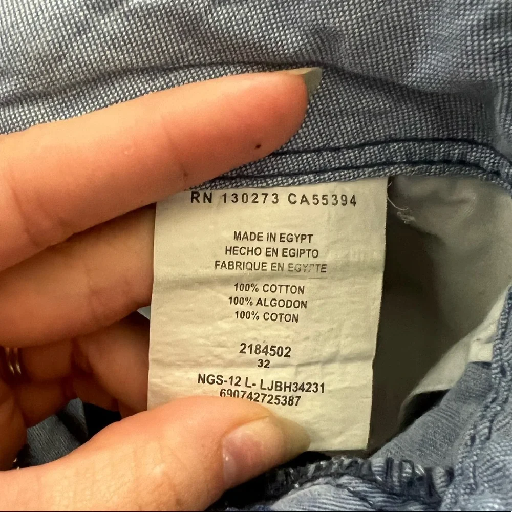 Shorts - Picture 3 of 3